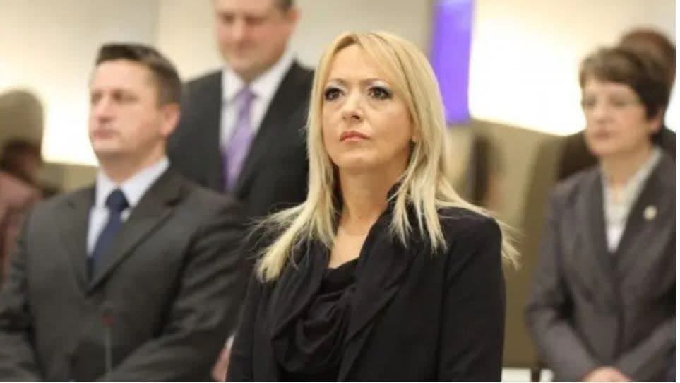 PANDUREVIĆ STALA U ODBRANU PETROVIĆA I PORUČILA BLANUŠI: „UMJESTO ISKLJUČENJA LJUBIŠE, PONUDITE OSTAVKU!“