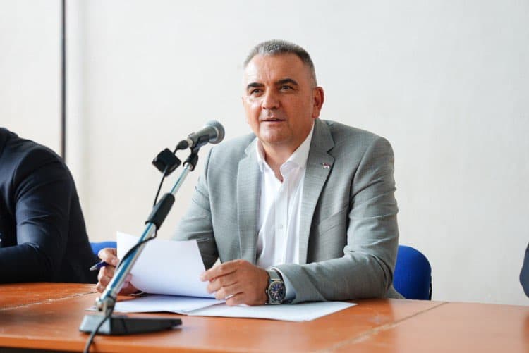 Minić nakon sastanka sa Petrovićem: Vlada spremna da izdvoji 6,5 miliona KM za vodovod